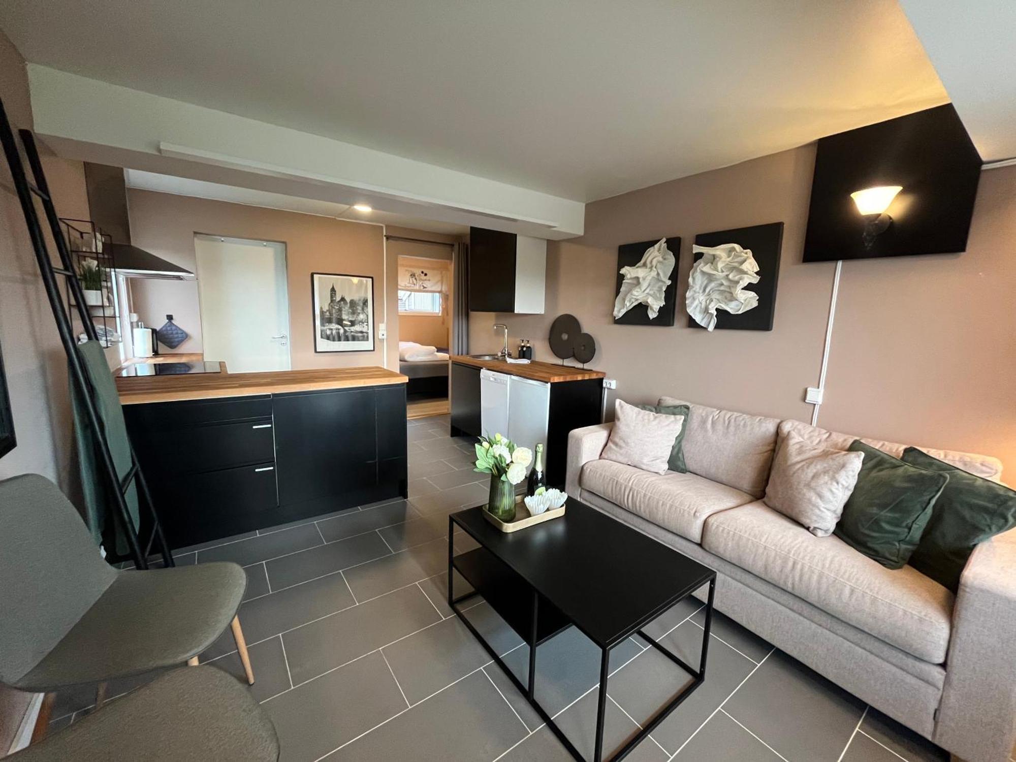 טרומסה Five Apartments - Boutique מראה חיצוני תמונה